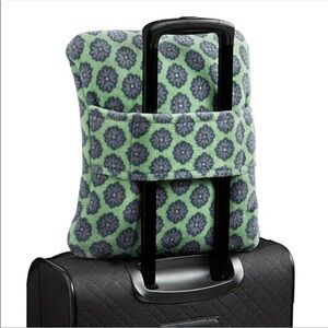 Vera Bradley Travel Fleece Blanket NWT